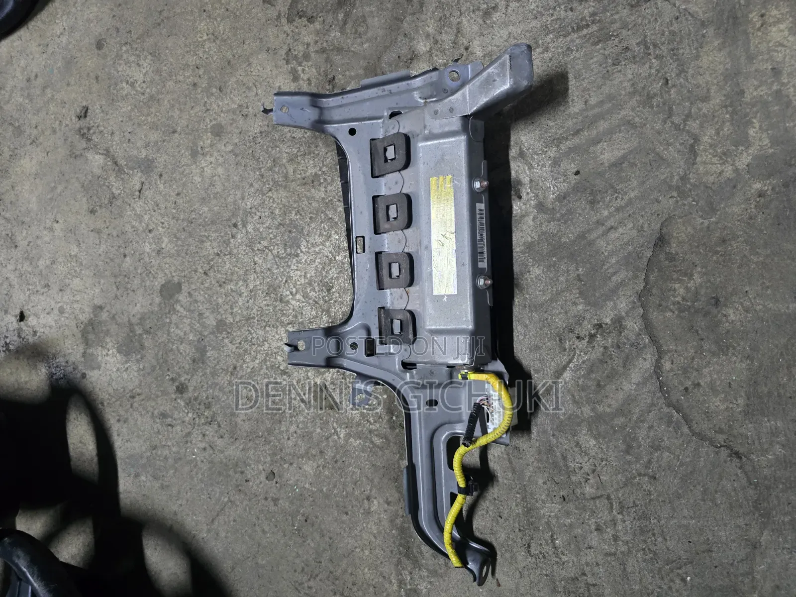 Knee Airbag Harrier 240