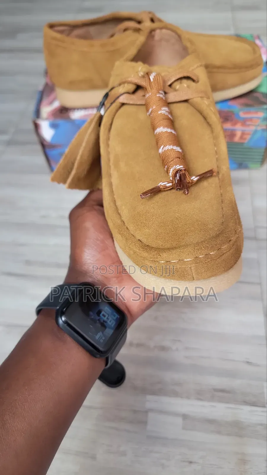 Clarks Wallabee Low Cut