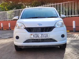 Daihatsu Boon 2018 White