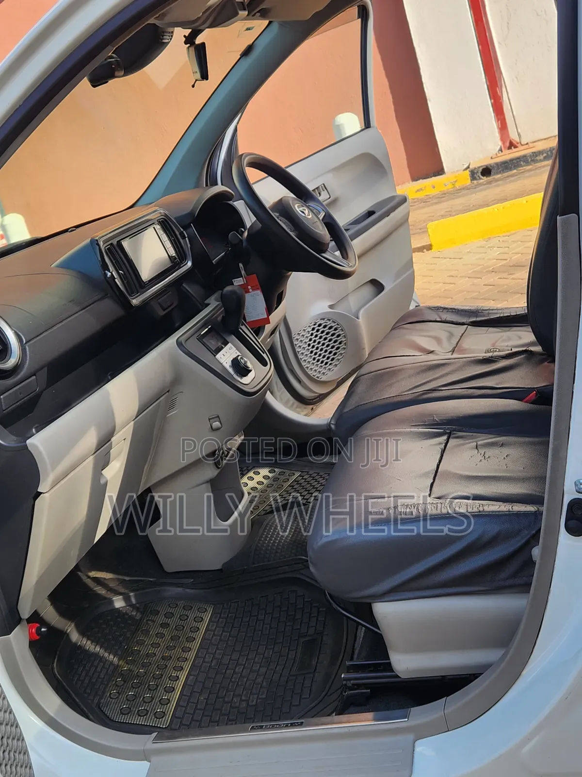 Daihatsu Boon 2018 White