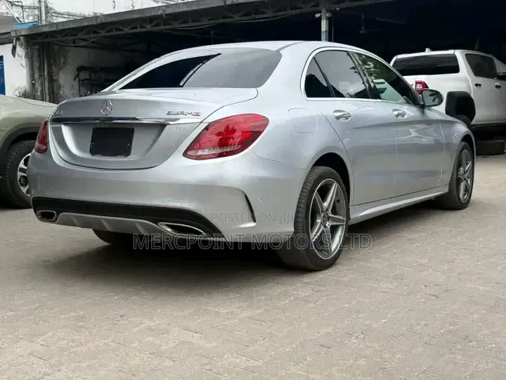 Mercedes-Benz C200 2019 Silver