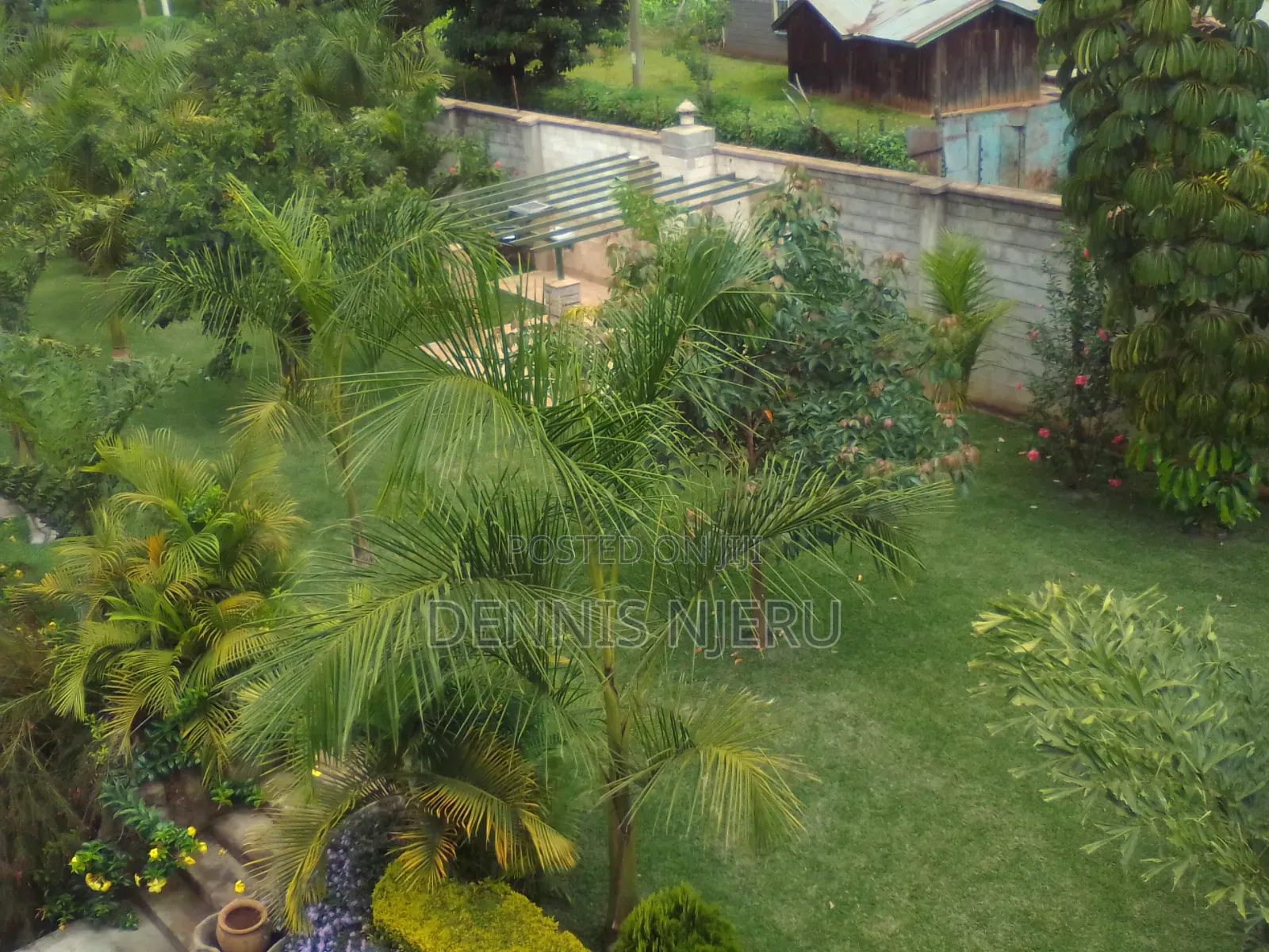 Green Scape Landscaper