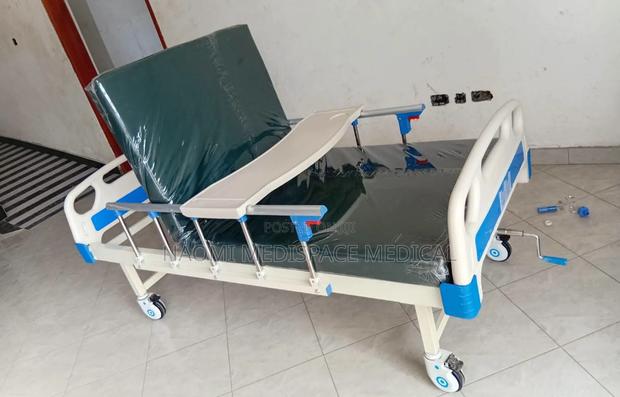 Recommended Homecare and Hospital Single Crank Bed Complete Matress