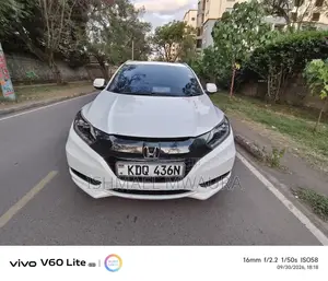 Honda Vezel 1.5 Hybrid 2WD 2017 White