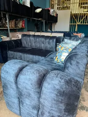 5-Seater Sectional Grey Bubble Sofa.