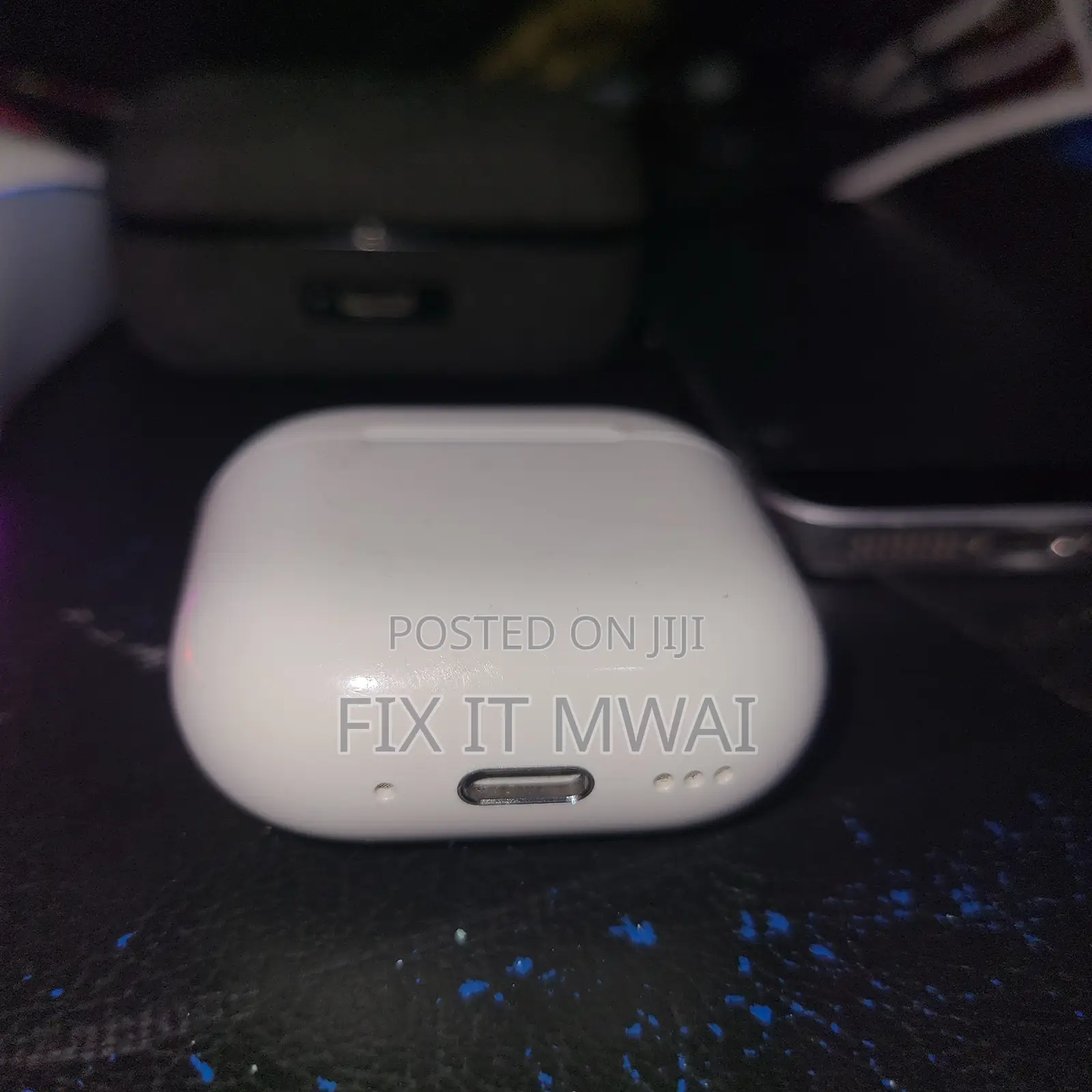 AirPods 4 ANC