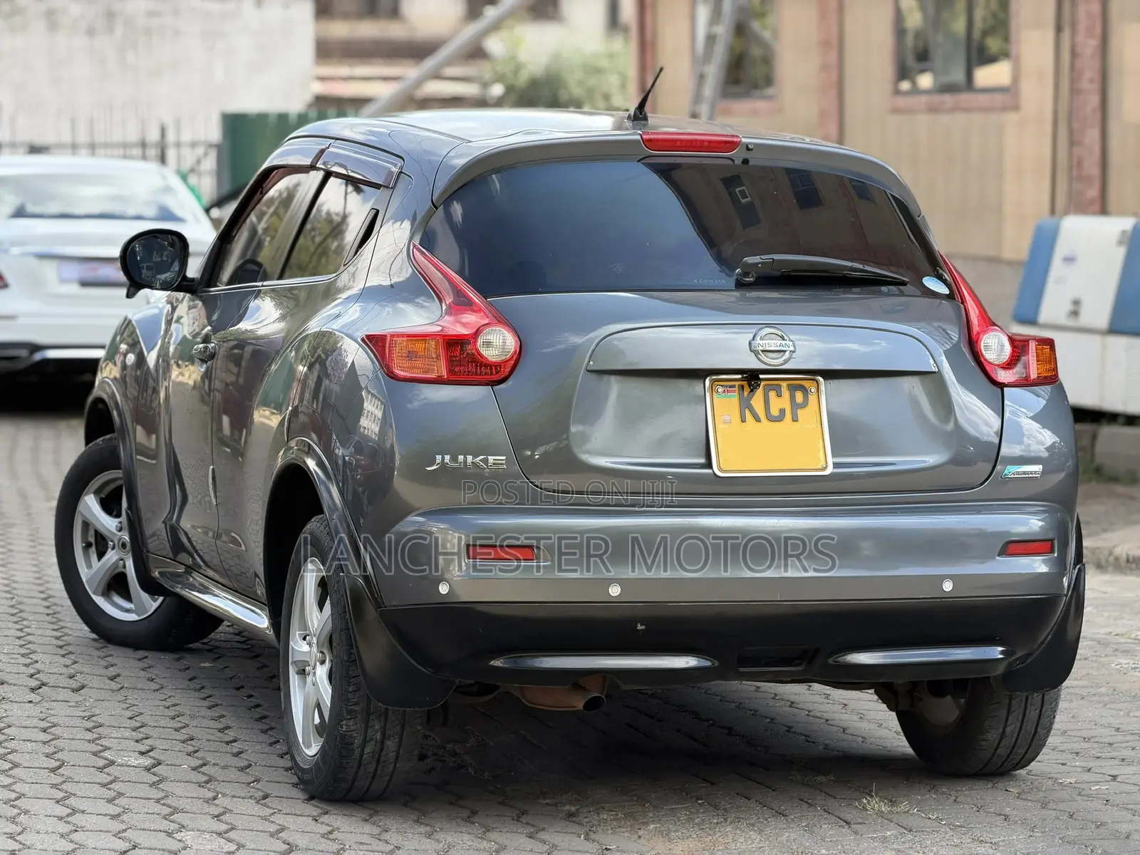 Nissan Juke 2011 Gray