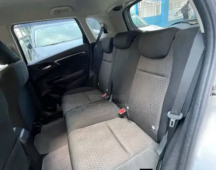 Honda Fit 2019 Silver