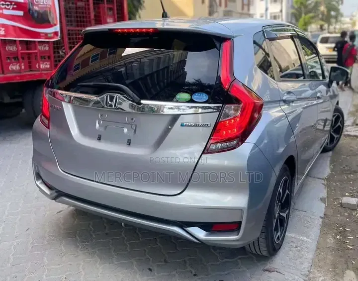 Honda Fit 2019 Silver