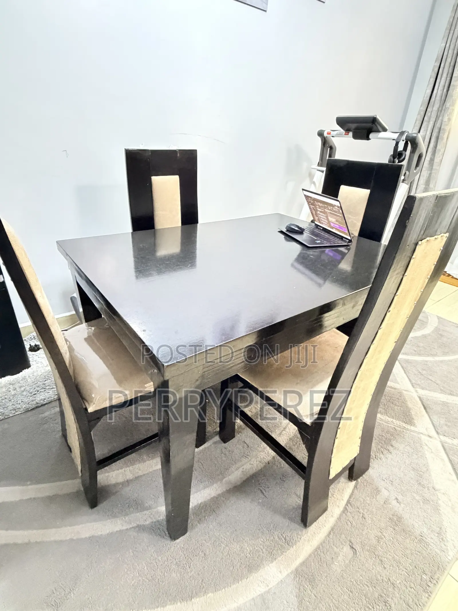 Dinning Table
