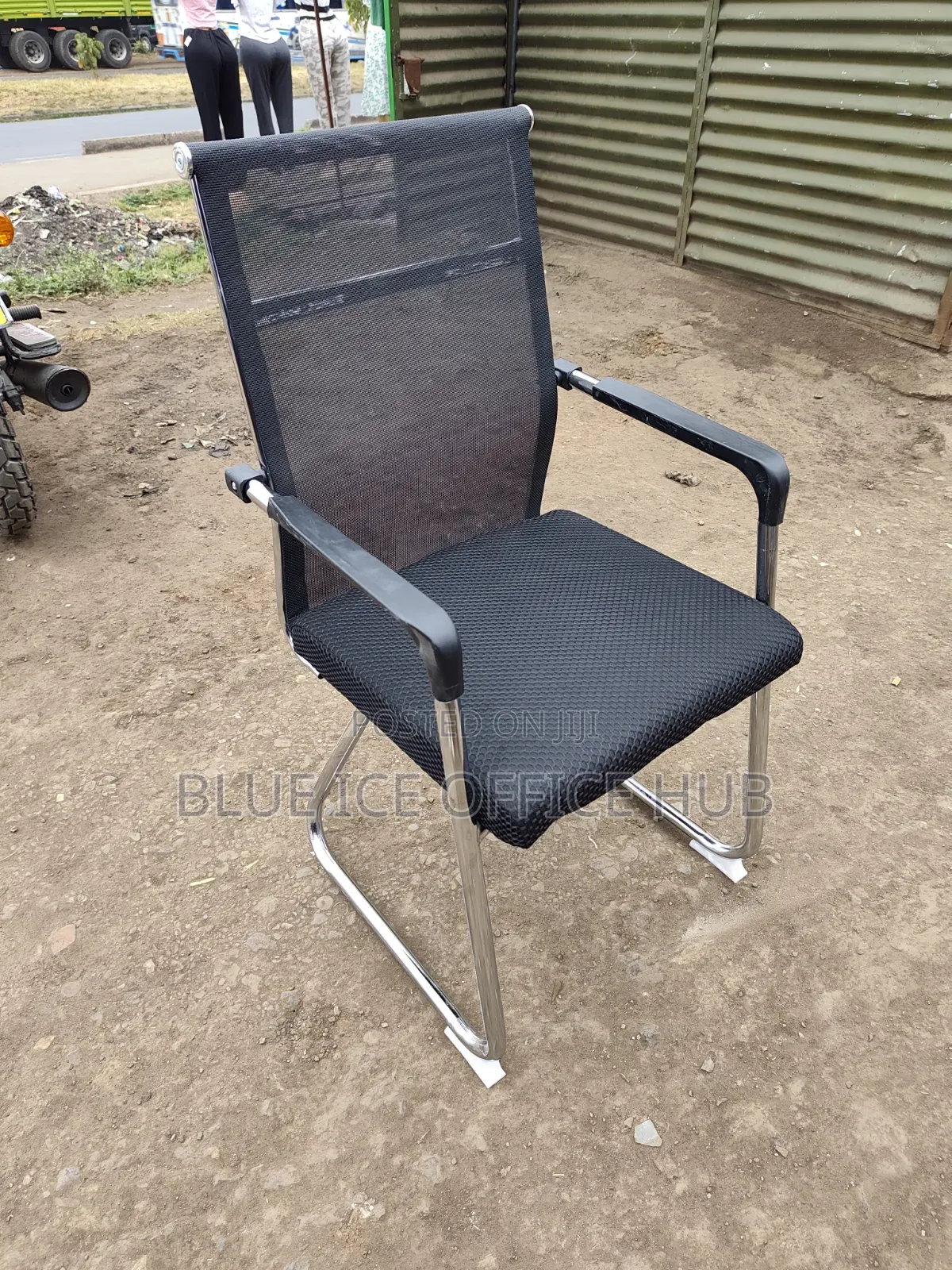 Title
Black Mesh Visitor Office Chair With Chrome Frame Armrests