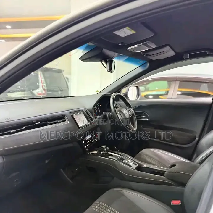 Honda Vezel 2020 White