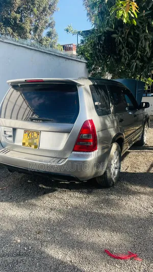 Subaru Forester 2004 Silver