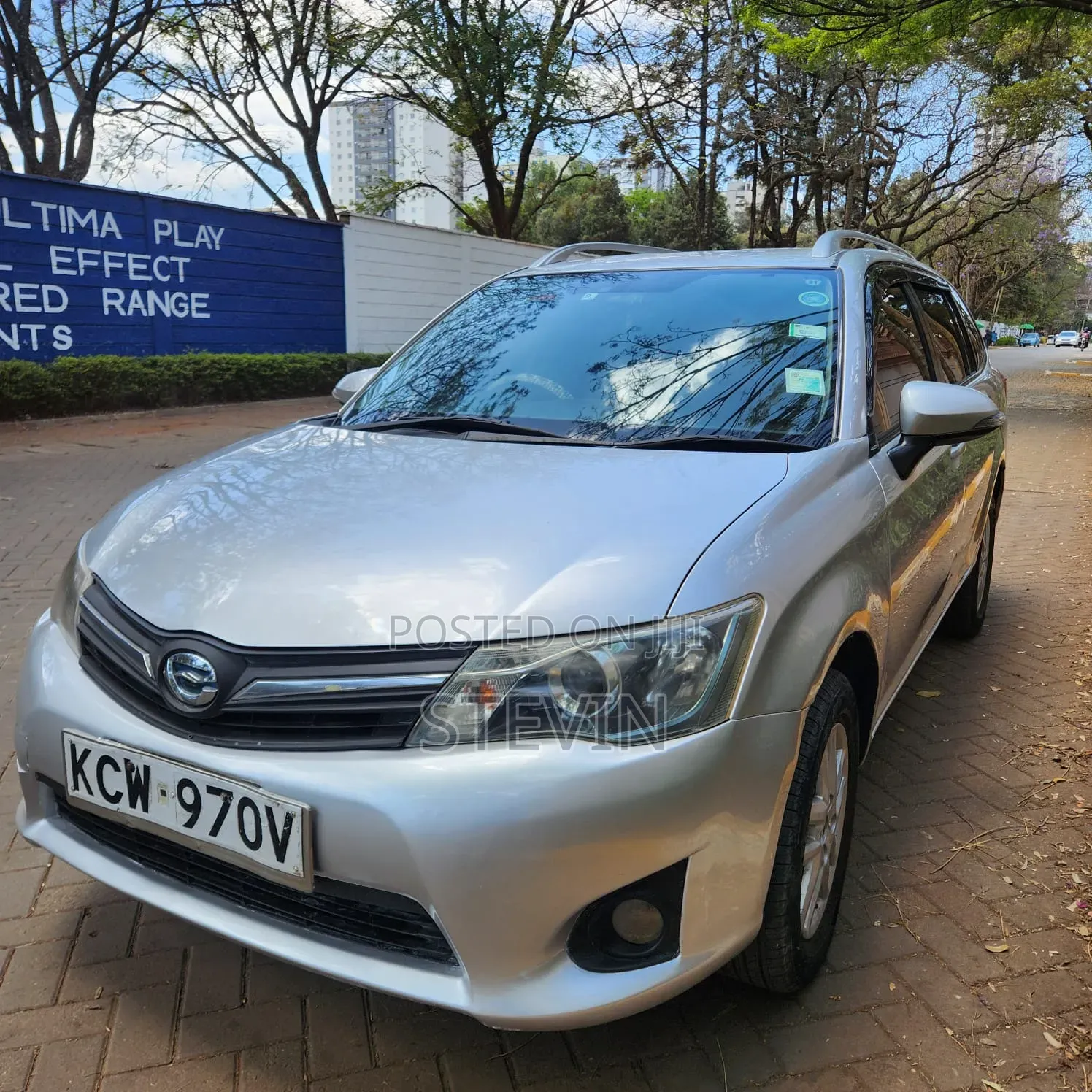Toyota Corolla Fielder 2013 Silver