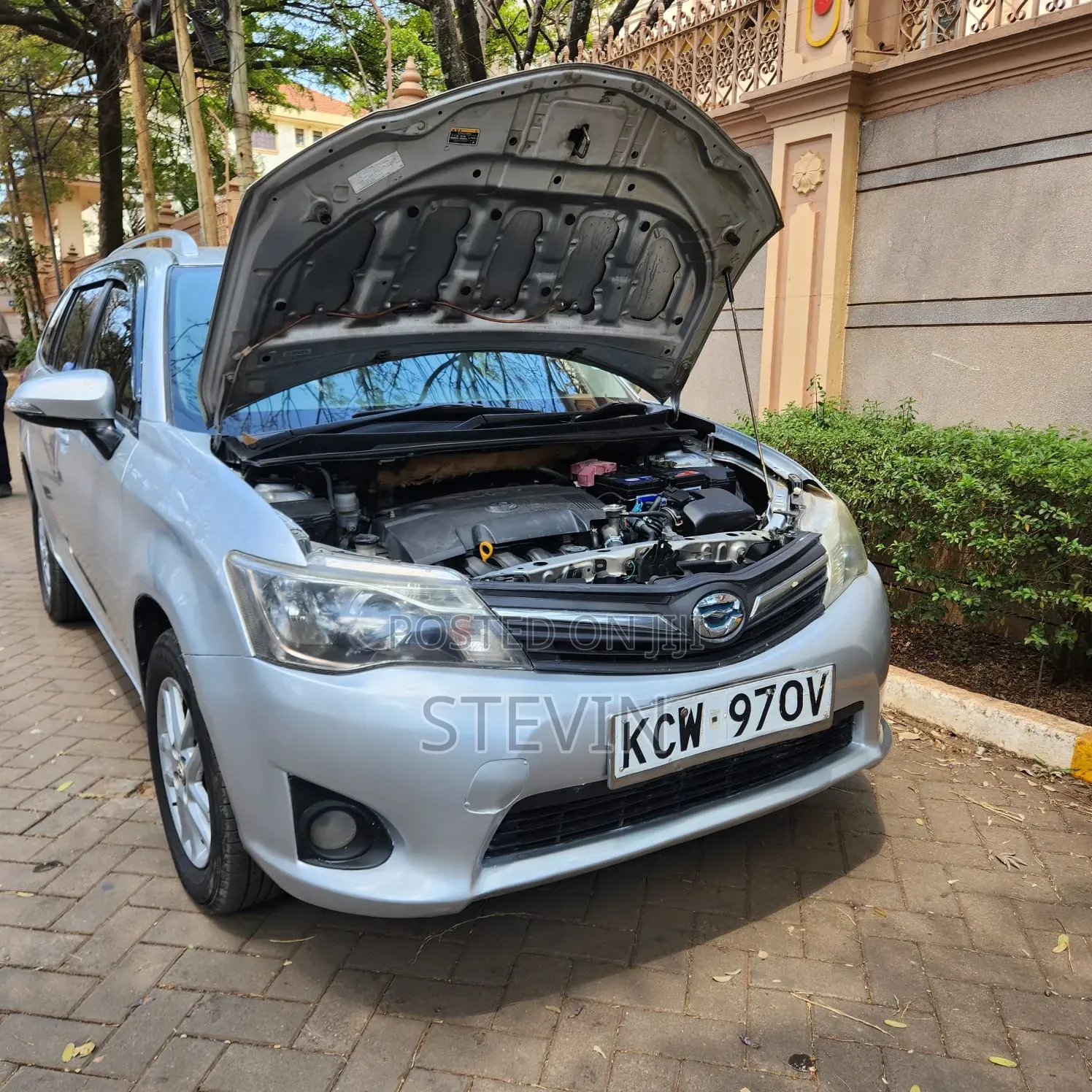 Toyota Corolla Fielder 2013 Silver