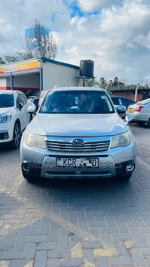 Subaru Forester 2011 Silver