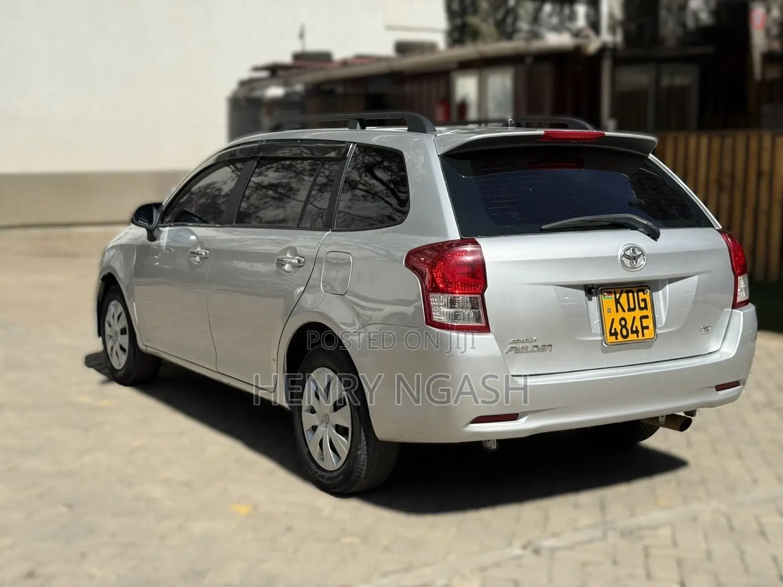 Toyota Corolla Fielder 2014 Silver