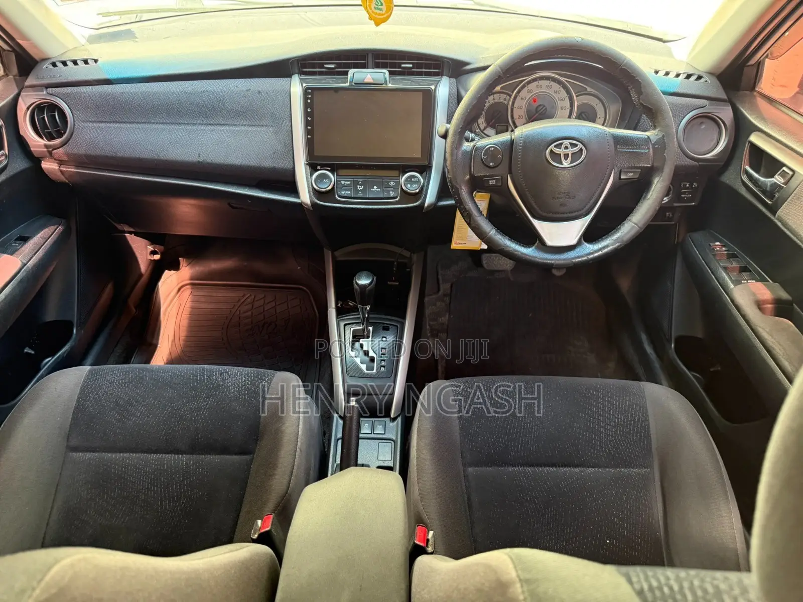 Toyota Corolla Fielder 2014 Silver