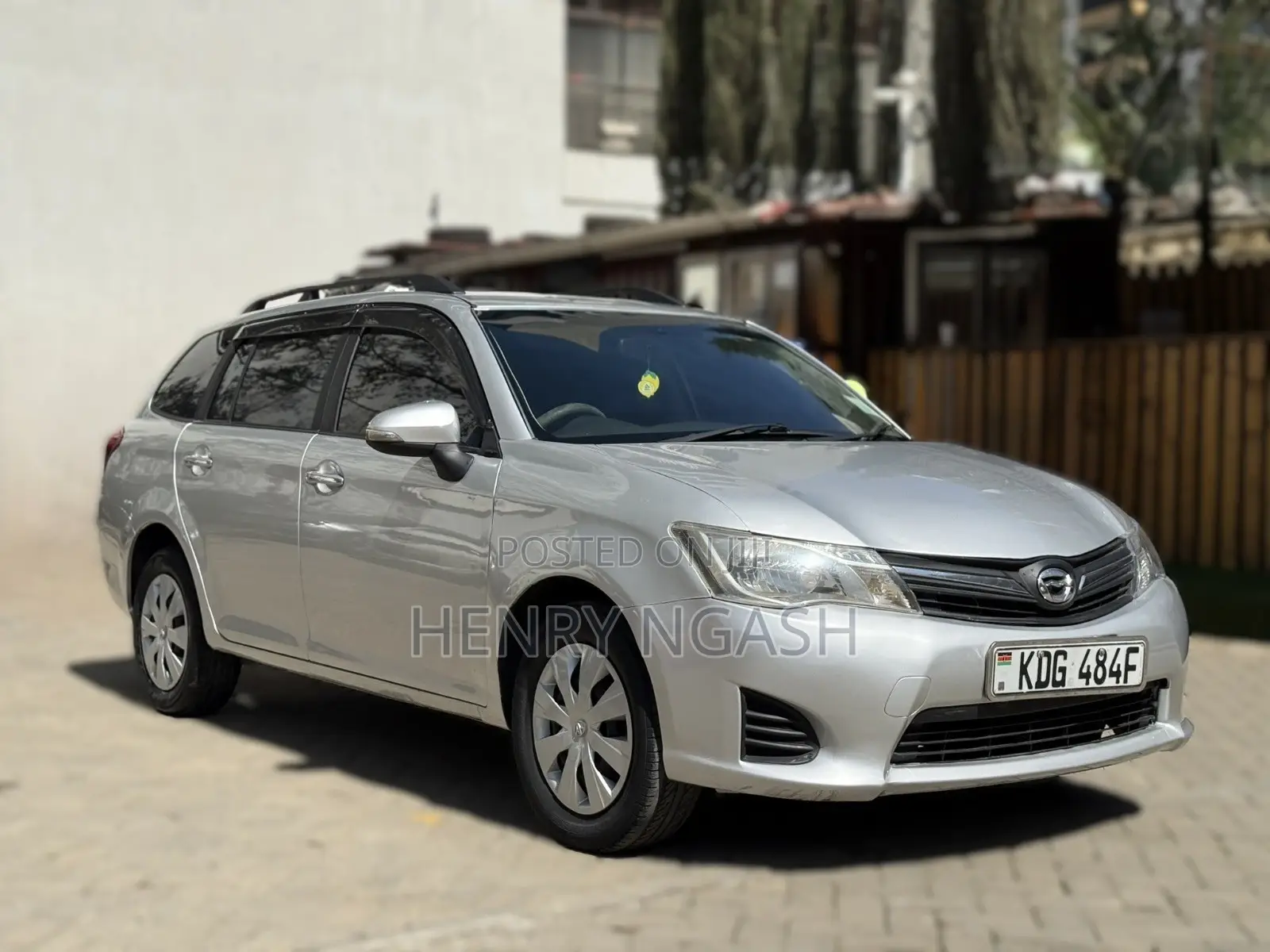 Toyota Corolla Fielder 2014 Silver