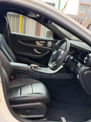 Mercedes-Benz E300 2019 White