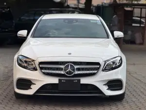 Mercedes-Benz E300 2019 White