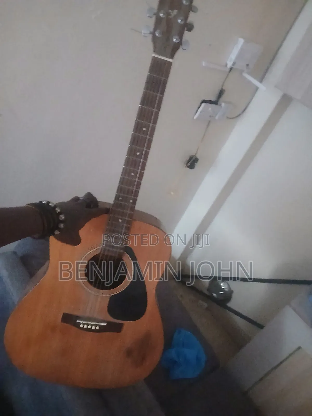 Yamaha Guitar- Brown