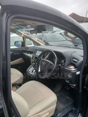 Toyota Vellfire 2019 Black
