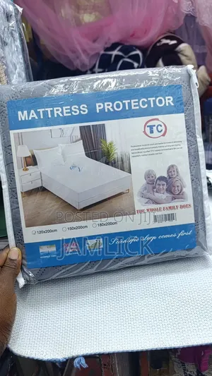 TC Grey White Mattress Protector - RH