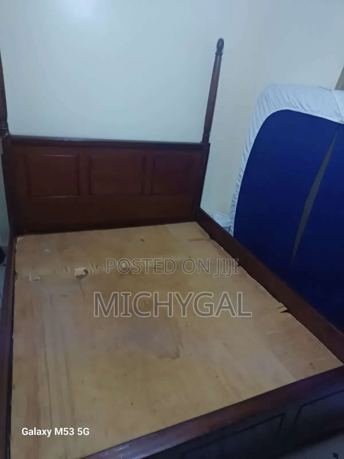 Solid Wooden Bed Frame,Brown Good Strong Frame