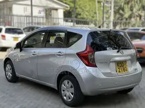 Nissan Note 2014 Silver