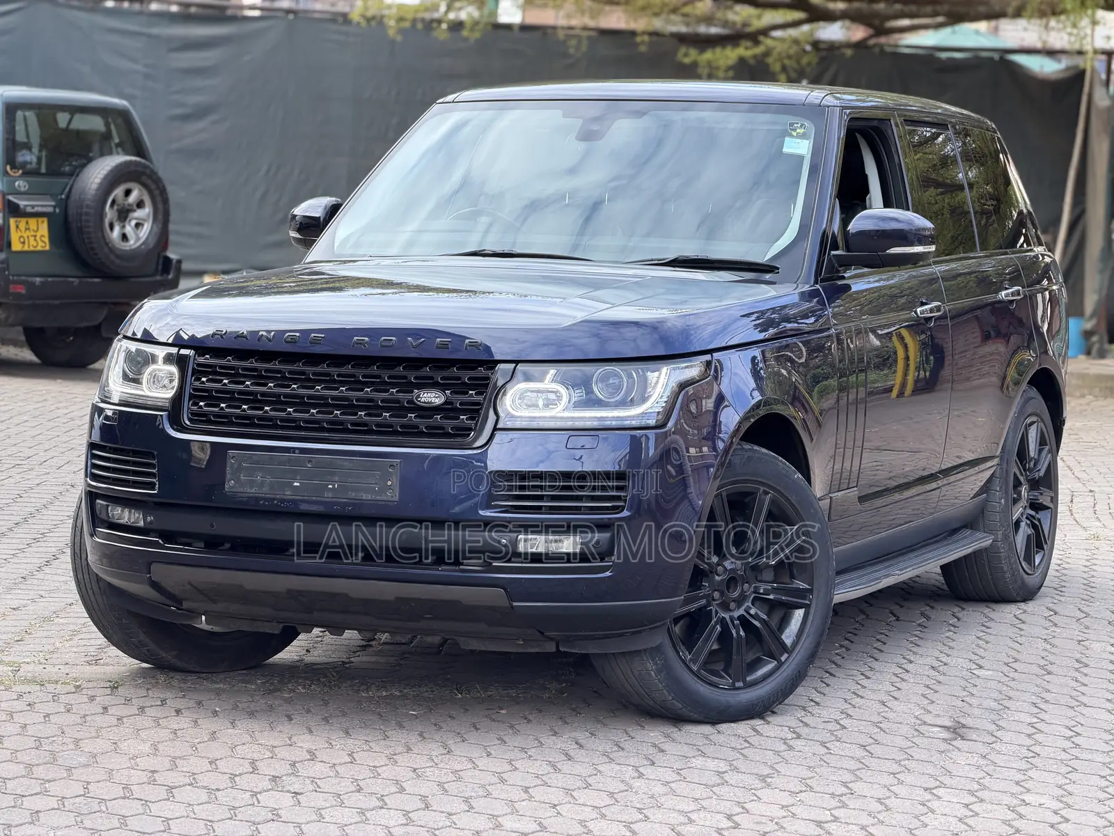 Land Rover Range Rover Vogue 2016 Blue