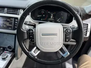 Land Rover Range Rover Vogue 2016 Blue