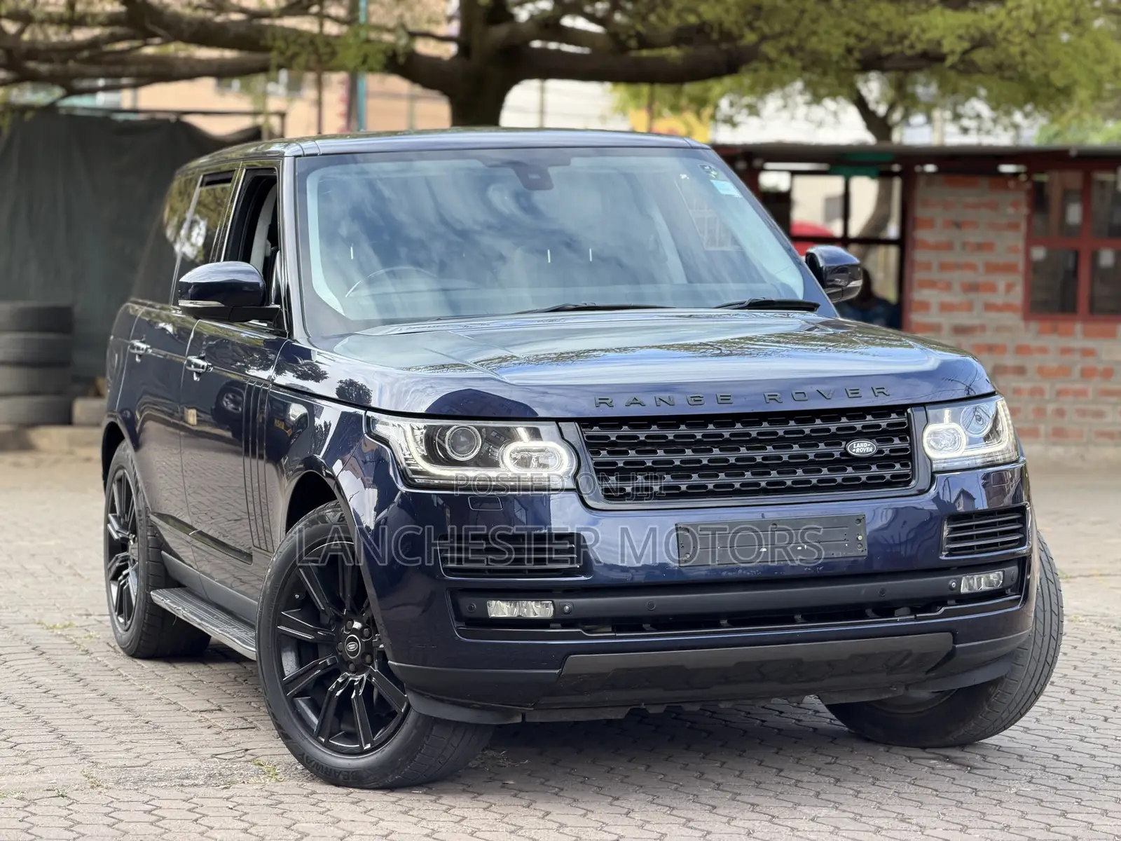 Land Rover Range Rover Vogue 2016 Blue