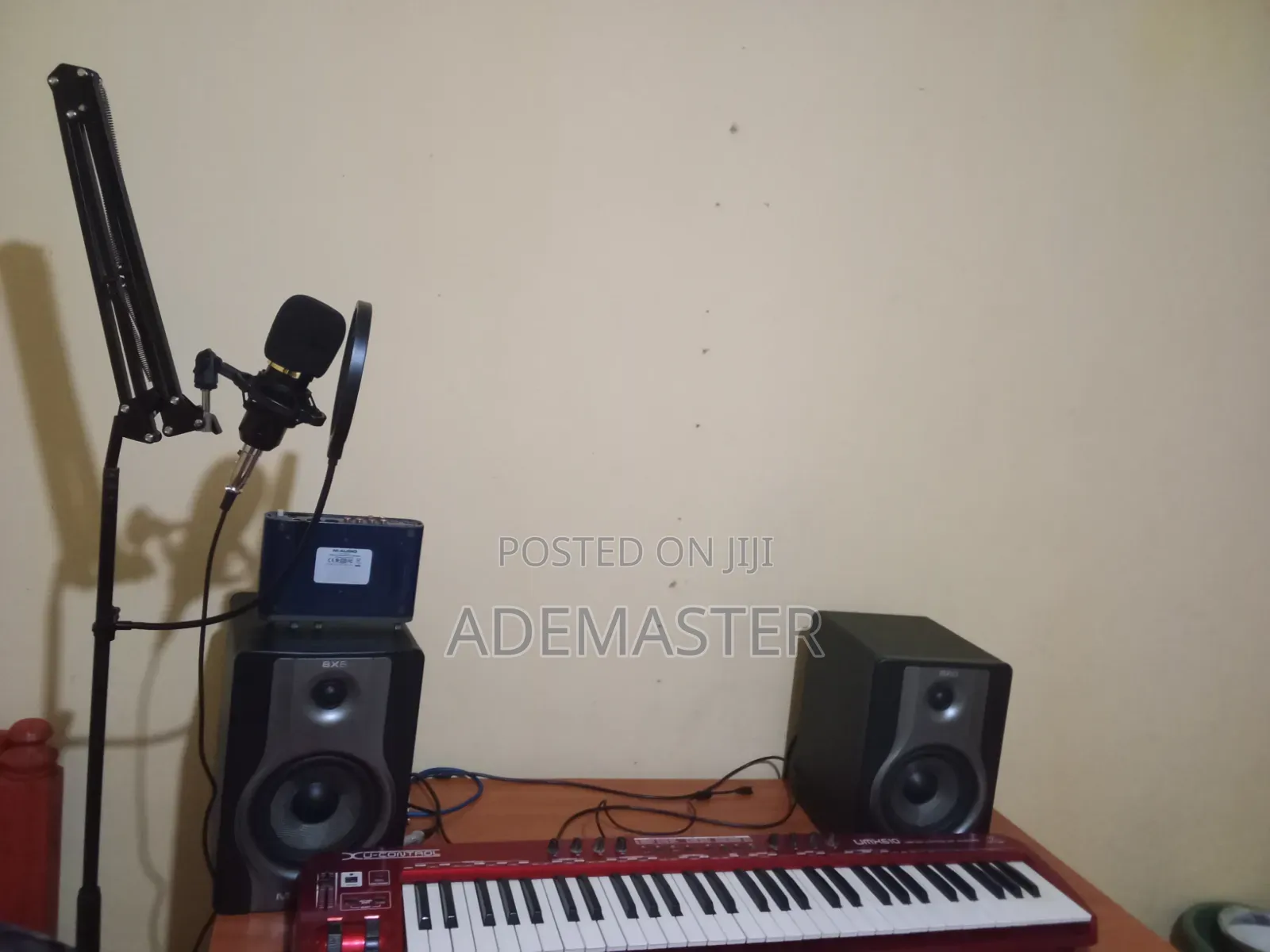 Studio Recording Instruments Callor WhatsApp