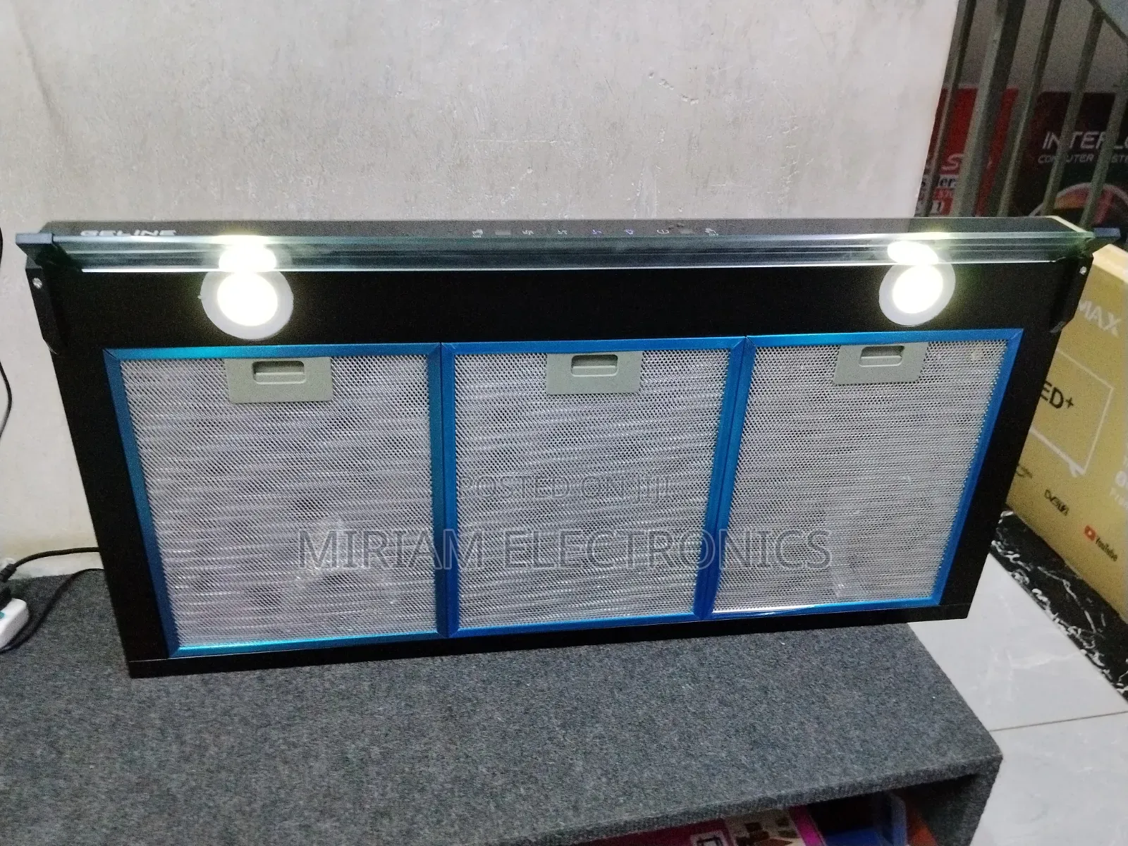 Offer on 90cm Geline Undecabinet Kitchen Hood