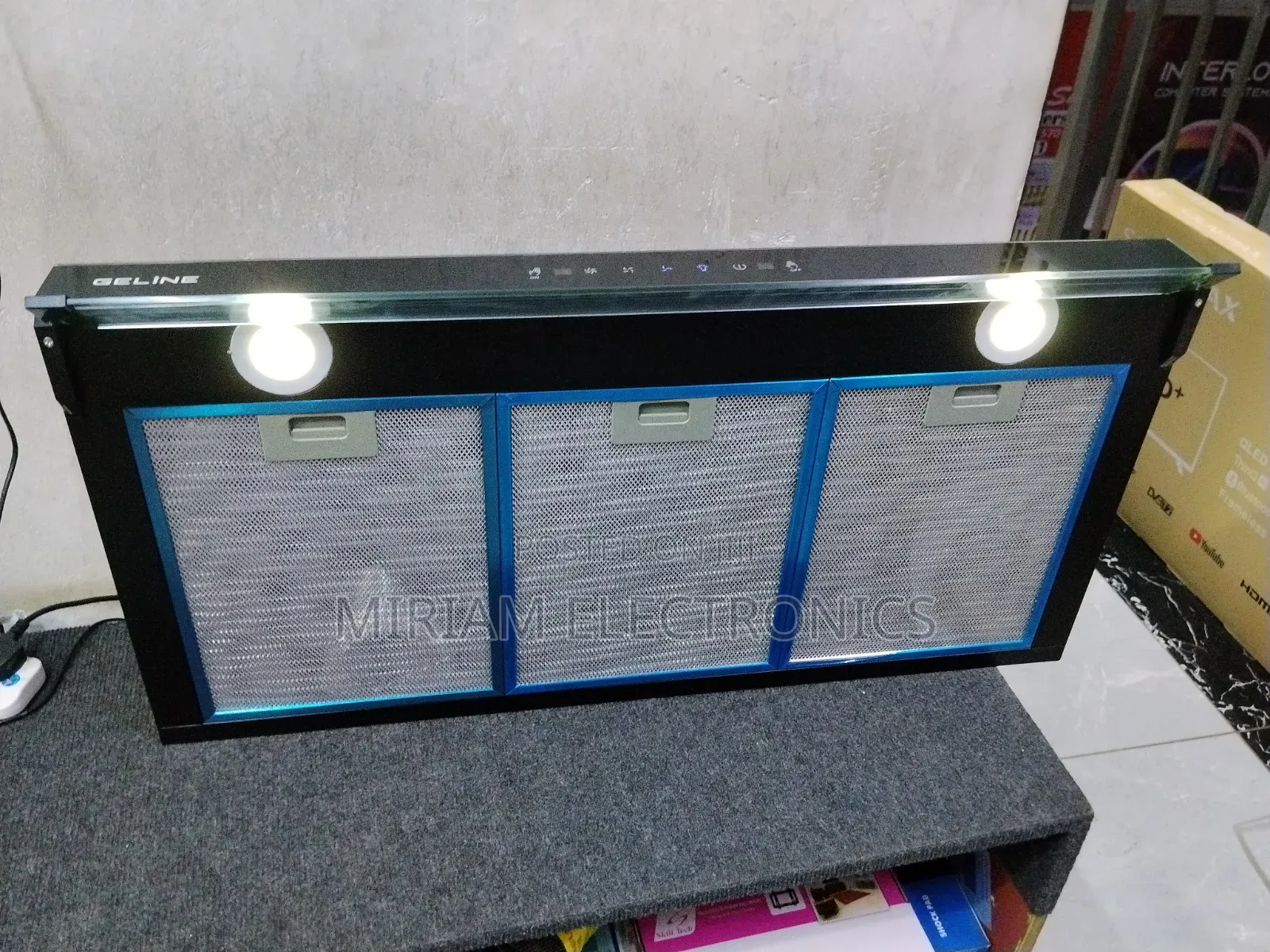 Offer on 90cm Geline Undecabinet Kitchen Hood