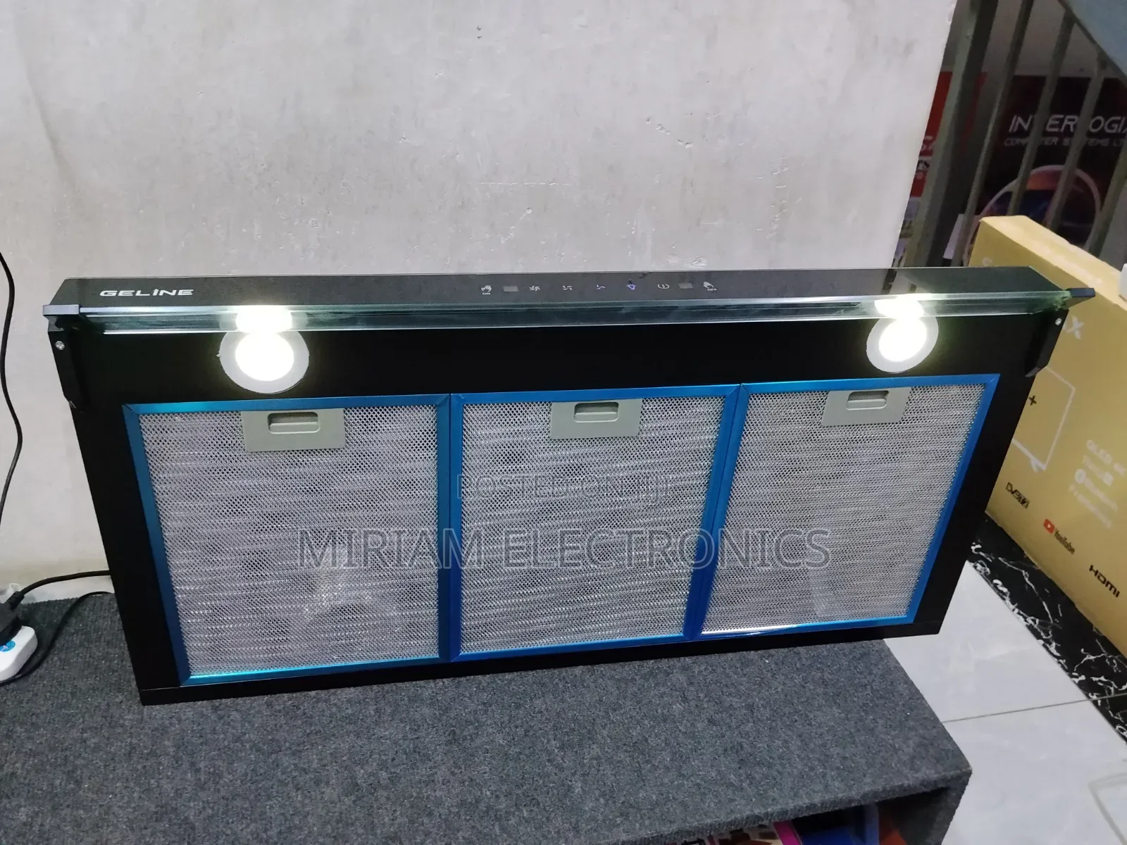 Offer on 90cm Geline Undecabinet Kitchen Hood