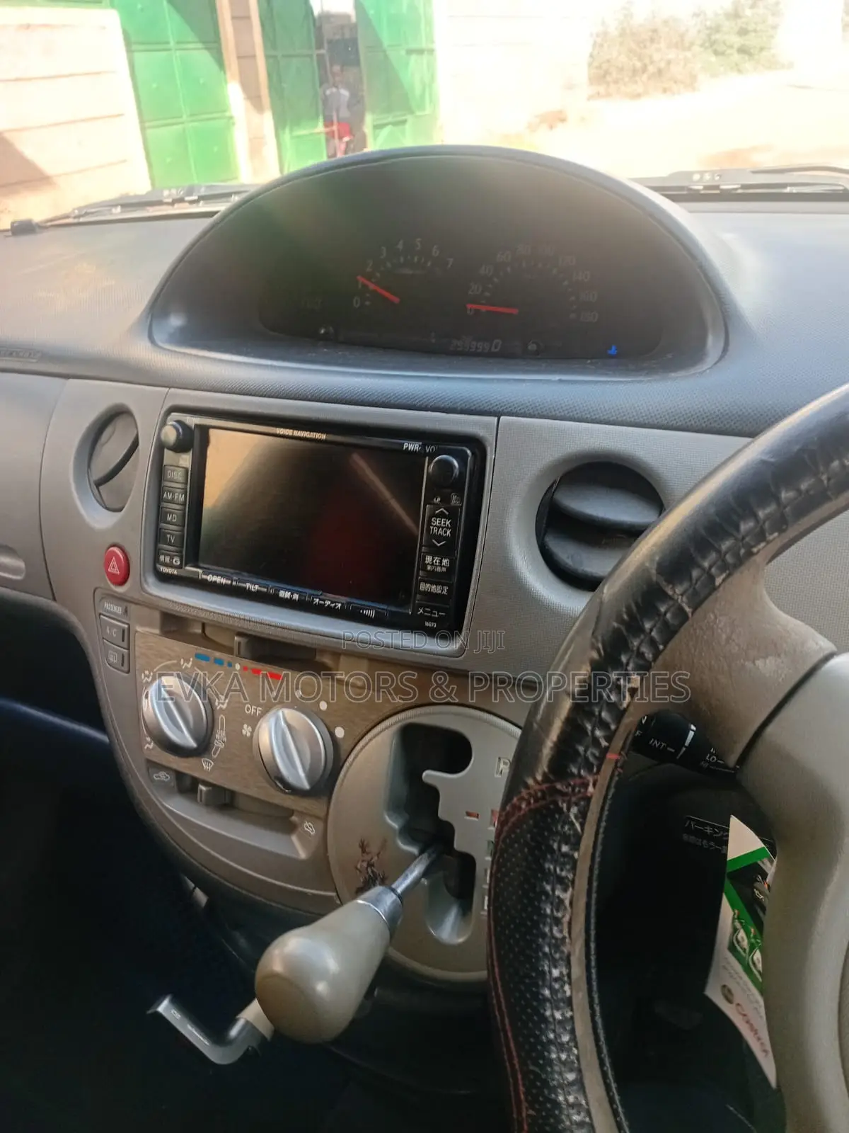 Toyota Sienta 2008 Gray