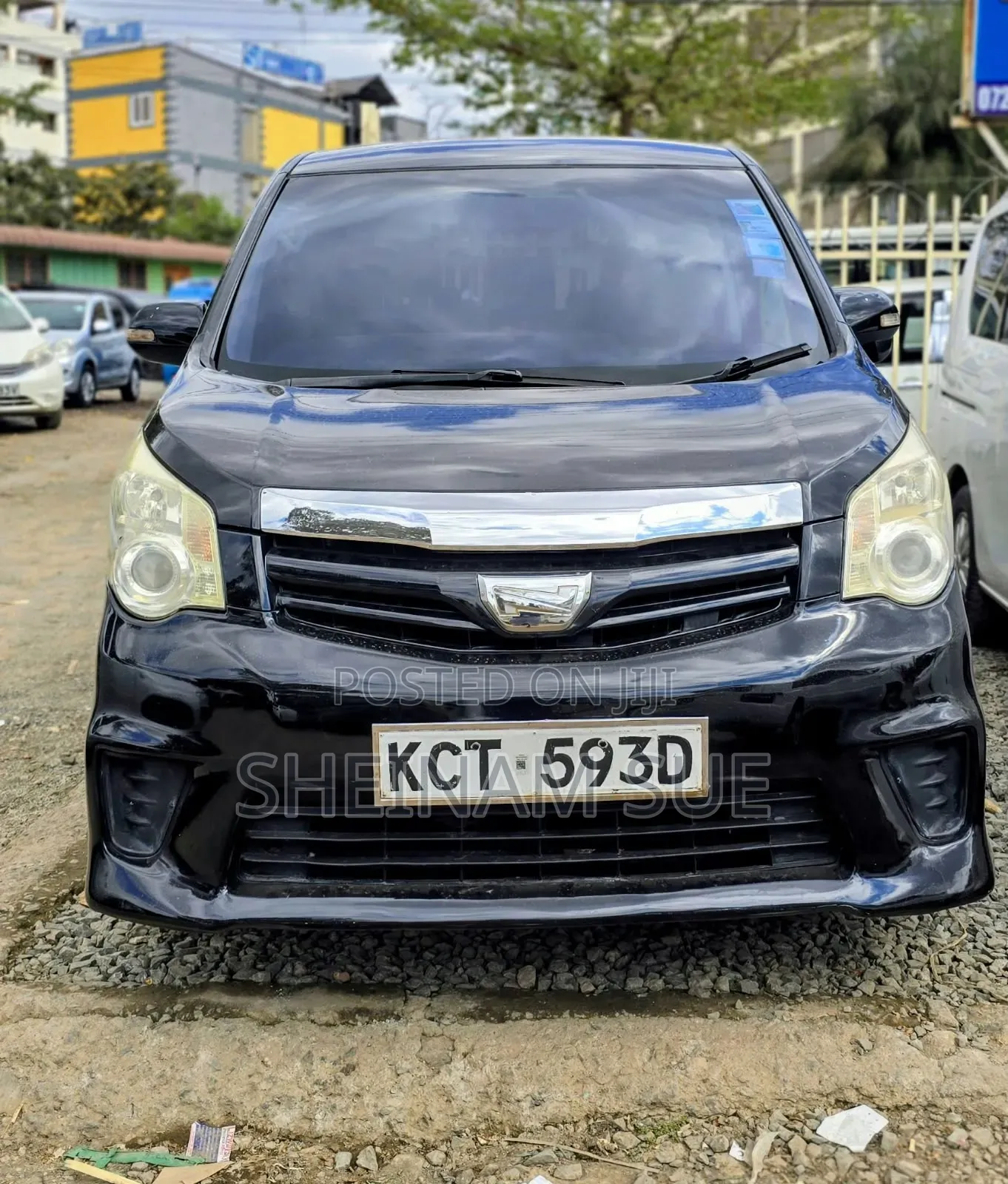 Toyota Noah 2011 Black