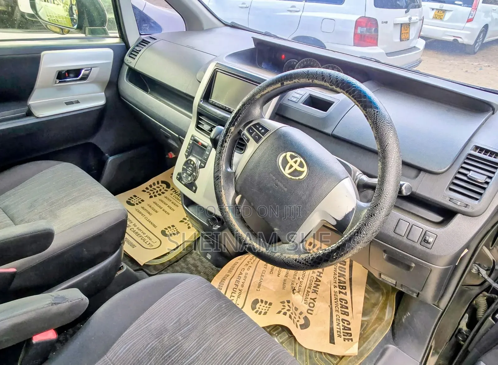 Toyota Noah 2011 Black
