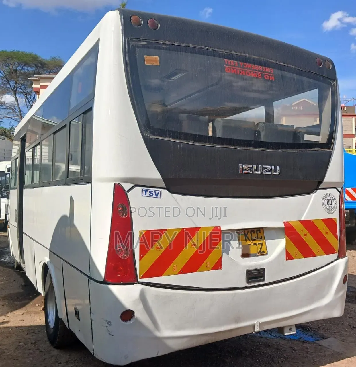 Isuzu NQR 2014 White