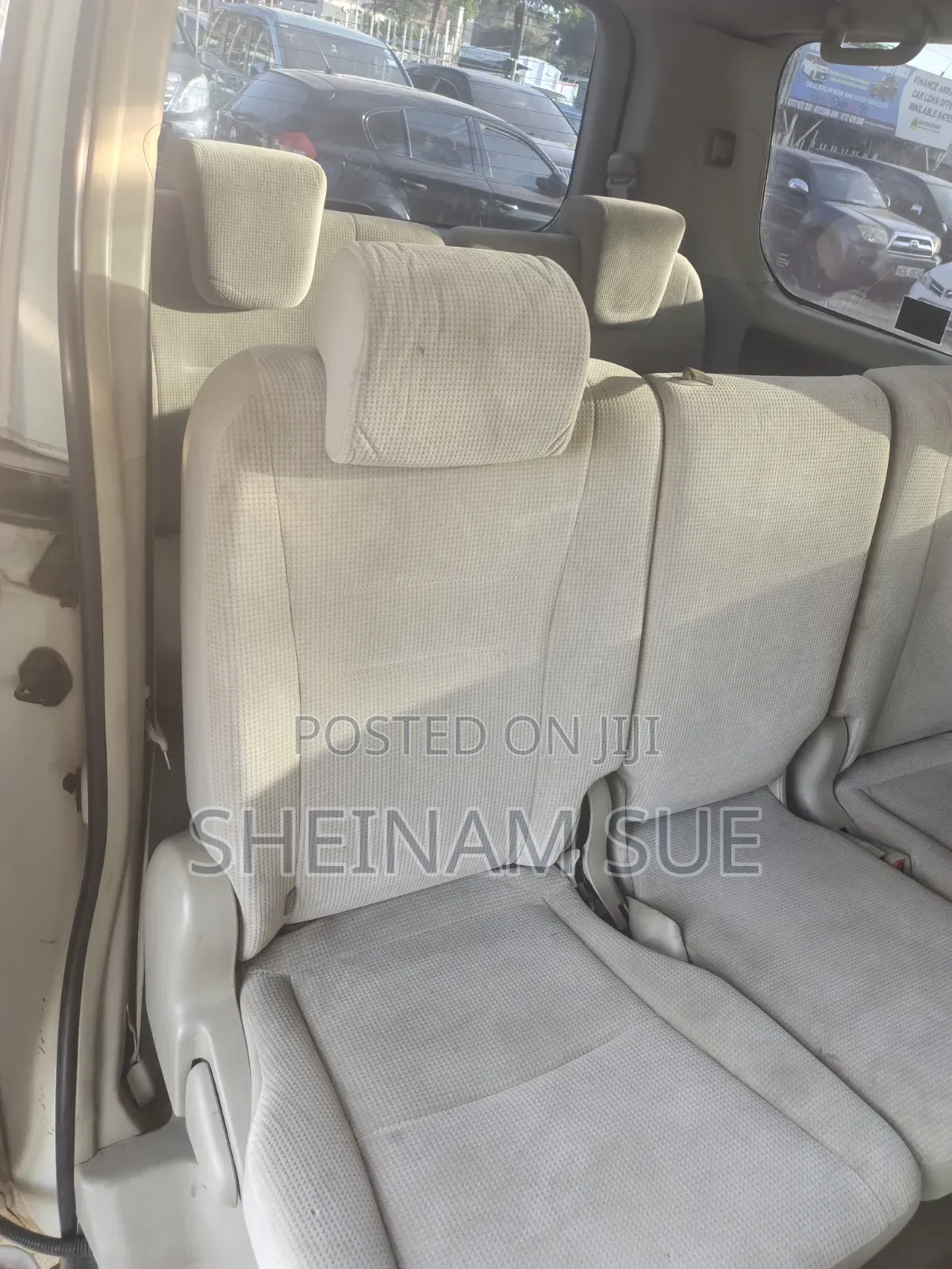 Toyota Noah 2009 White