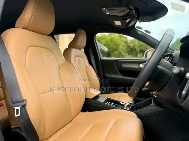 Volvo XC40 2019 White