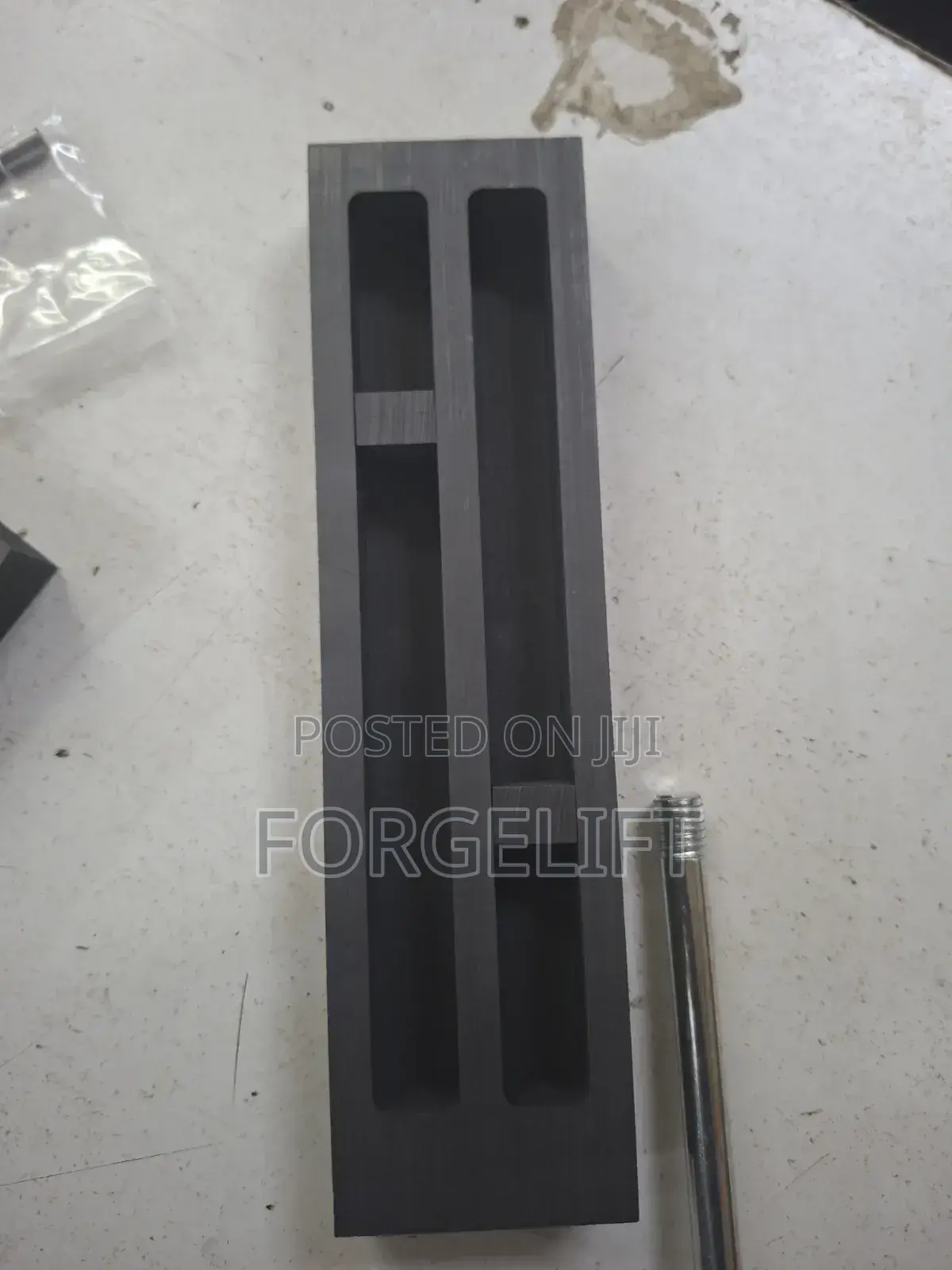 Graphite Gold Partioned Mould