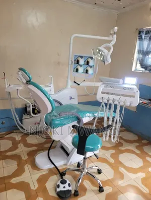 Dental Unit With Compressor