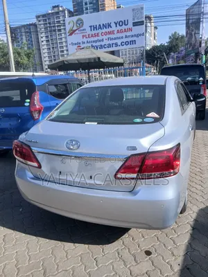 Toyota Premio 2019 Silver