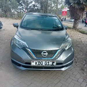 Nissan Note 1.2 Hybrid 2017 Gray