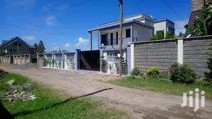 5bdrm Maisonette in Syokimau for sale