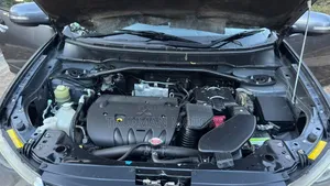 Mitsubishi Outlander 2009 Silver