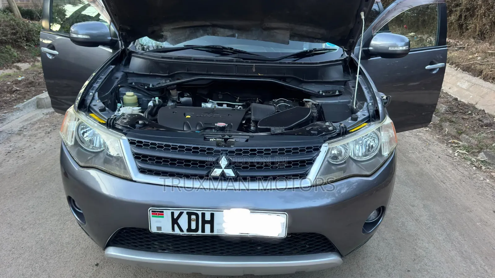 Mitsubishi Outlander 2009 Silver